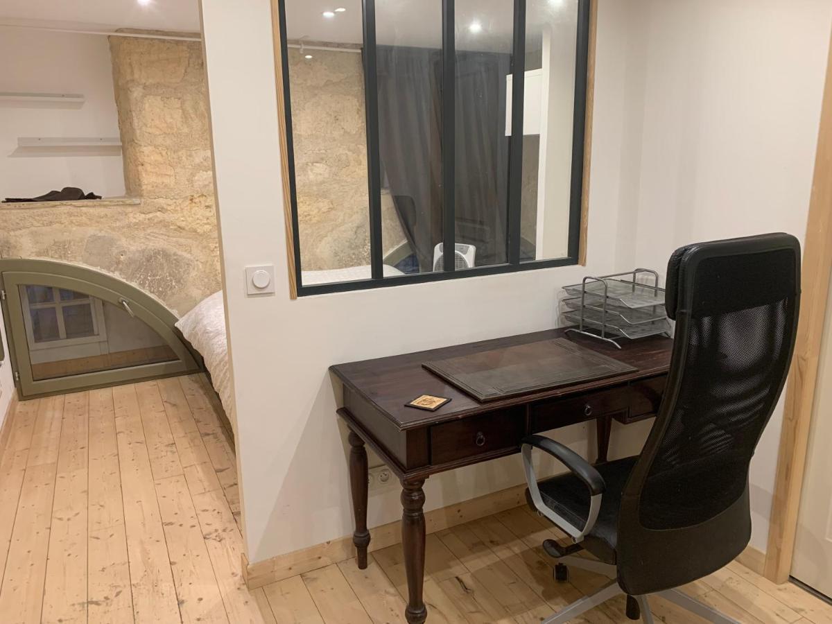 Chambre Avec Salle De Bain Et Cuisine Privee Centre Ville Historique Avec Climatisation Et Patio บอร์โด ภายนอก รูปภาพ
